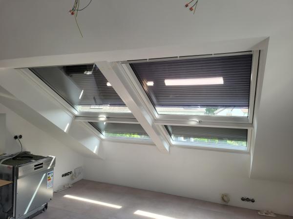 Dachfenster mit Beschattung